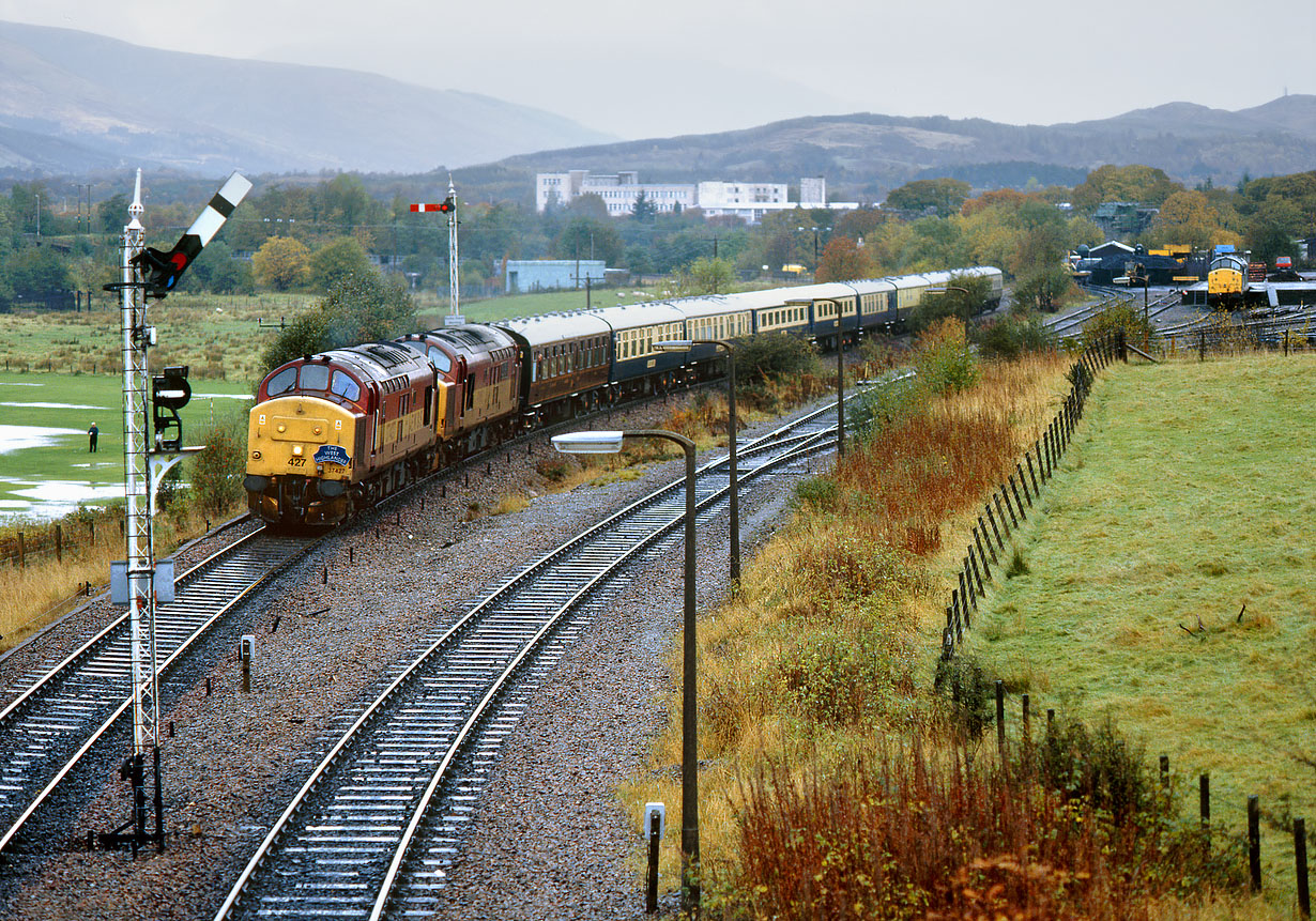 37427 & 37413 Fort William Junction 14 October 1998