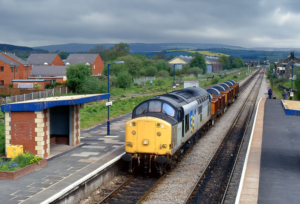 37521 Craven Arms 27 May 1996