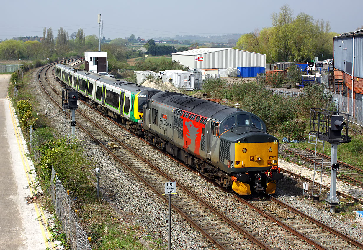 37601 & 350262 Evesham 21 April 2018