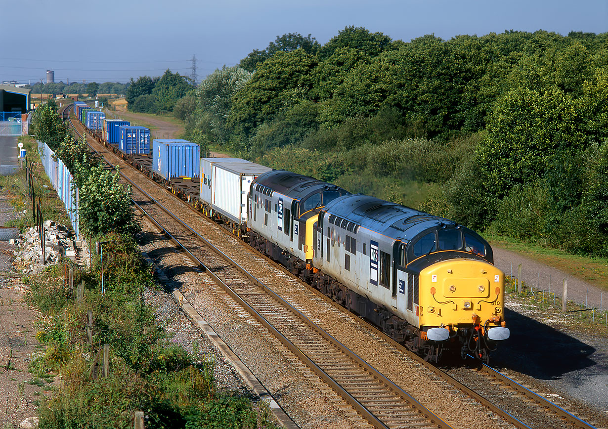 37610 & 37612 Barton-under-Needwood 16 August 1997