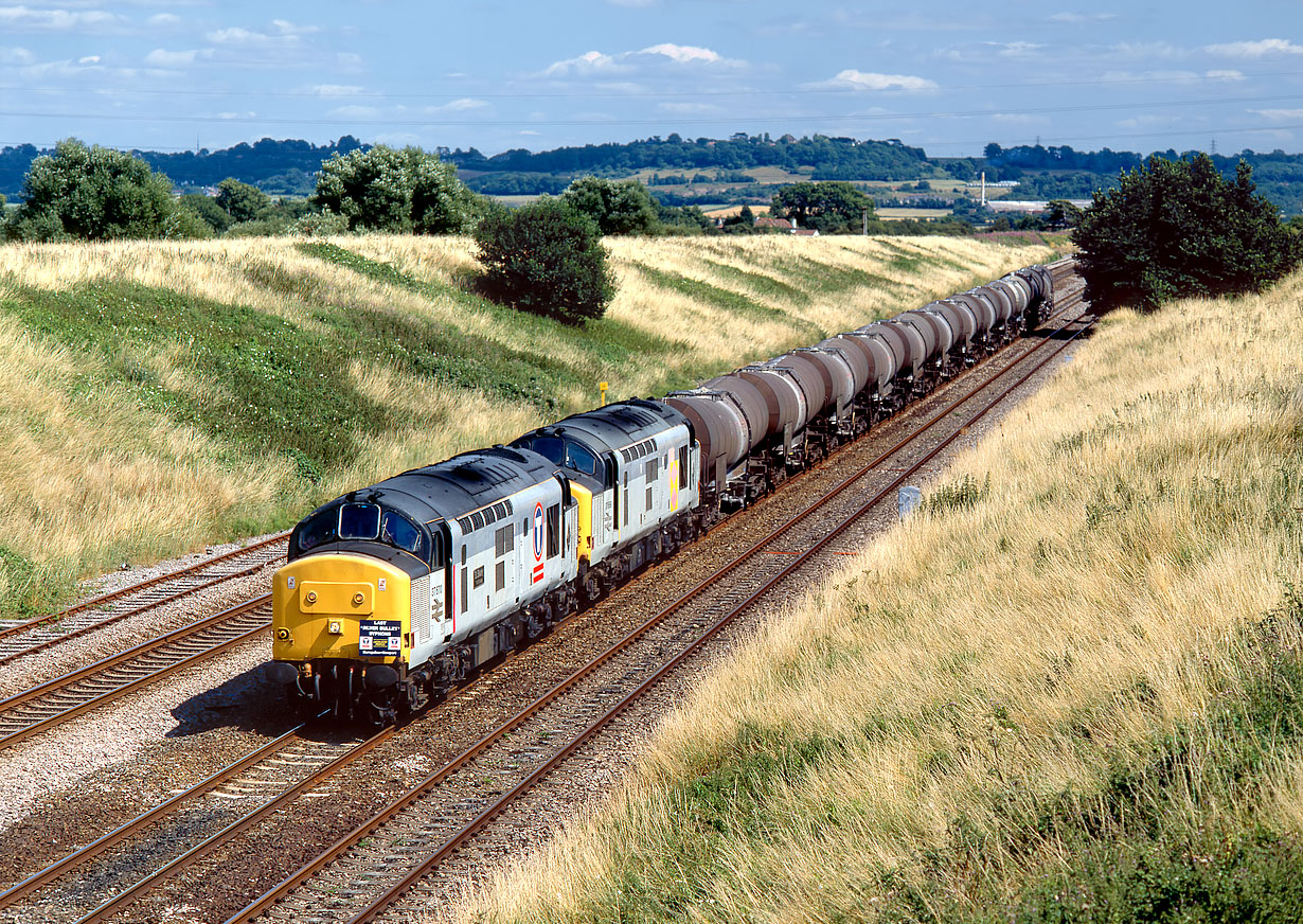 37670 & 37669 Pilning 22 July 1995