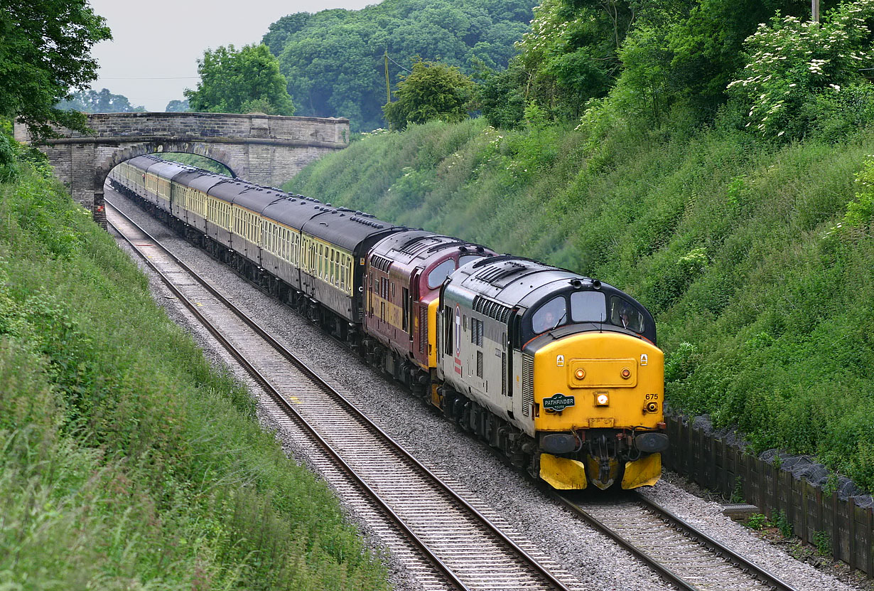 37675 & 37670 Bredicot 5 June 2004