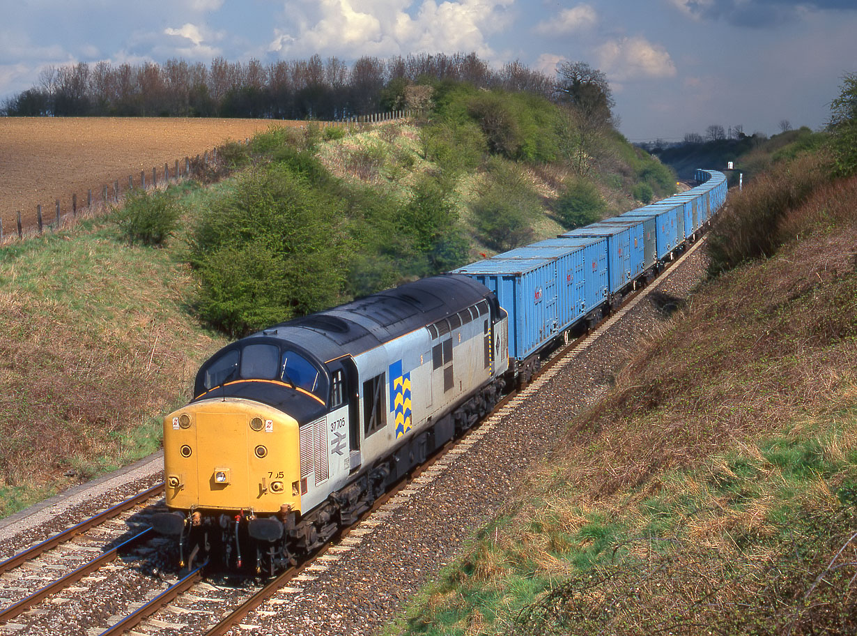 37705 Corsham 20 April 1995