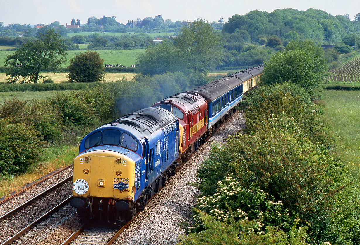 37798 & 37670 Rangeworthy 8 June 2002