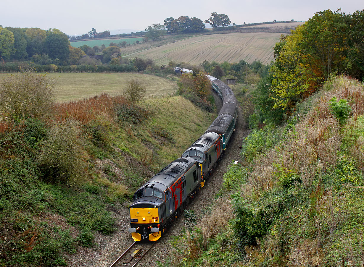 37800 & 37884 Ledbury Tunnel 23 October 2016