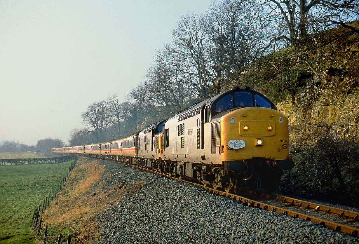 37884 & 37716 Leyburn Shawl 28 December 1992