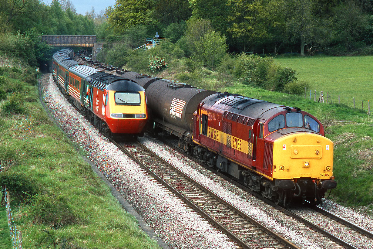 37885 Croome 4 May 1998