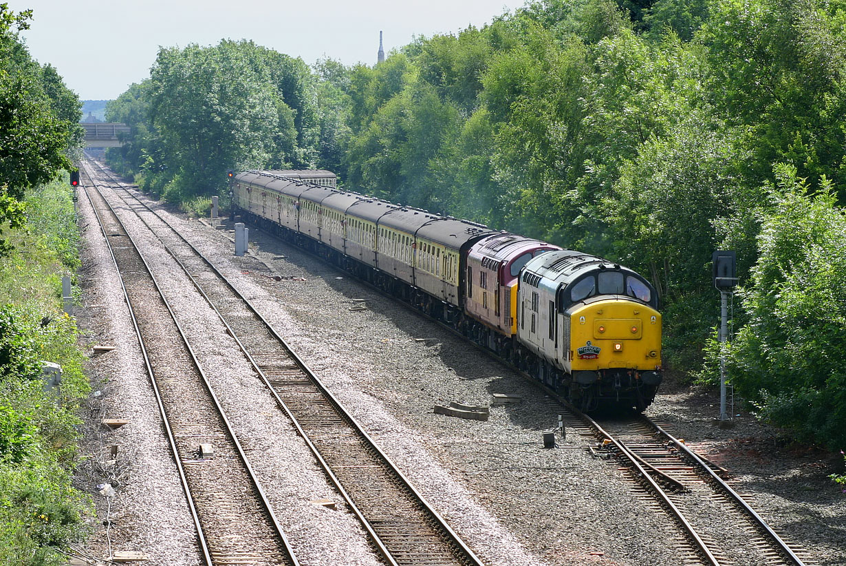 37890 & 37706 Shireoaks 26 July 2003