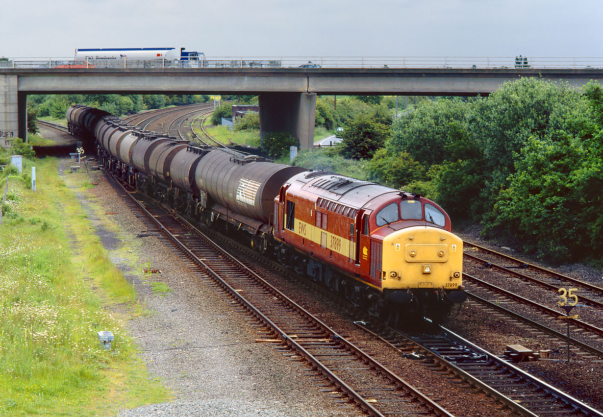 37899 Thorne Junction 31 May 1999