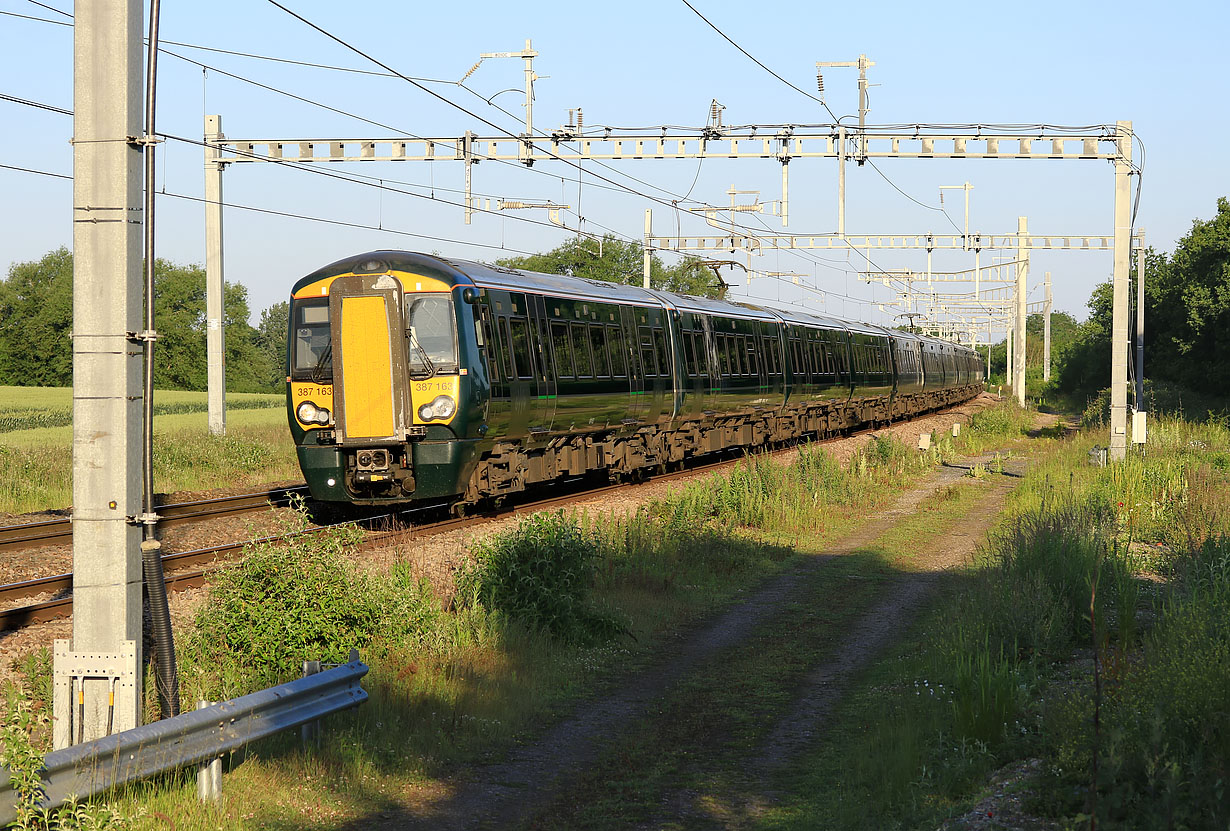 387163, 387153 & 387169 Uffington 14 June 2022