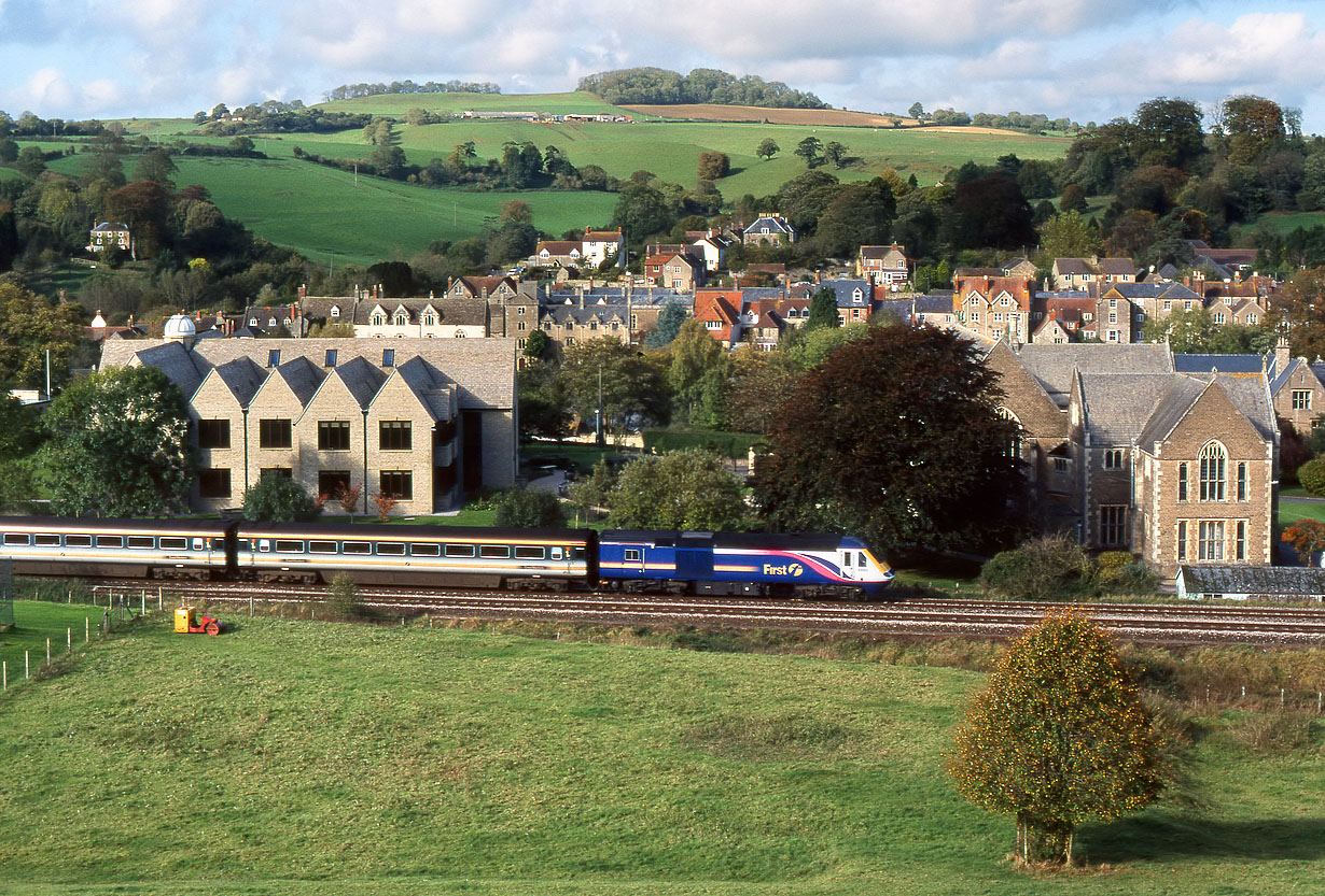 43003 Bruton 27 October 2001