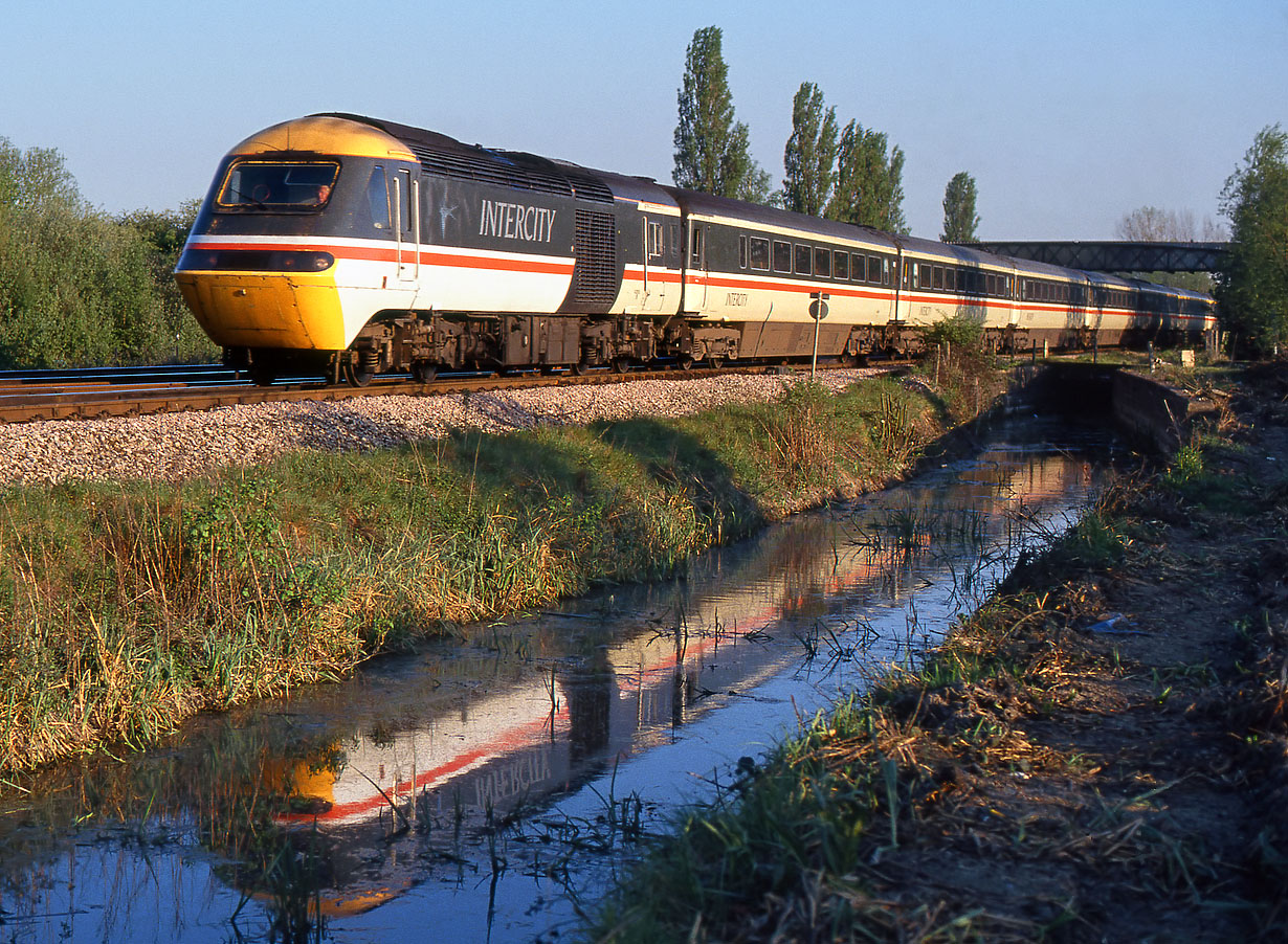 43005 Oxford North Junction 2 May 1990