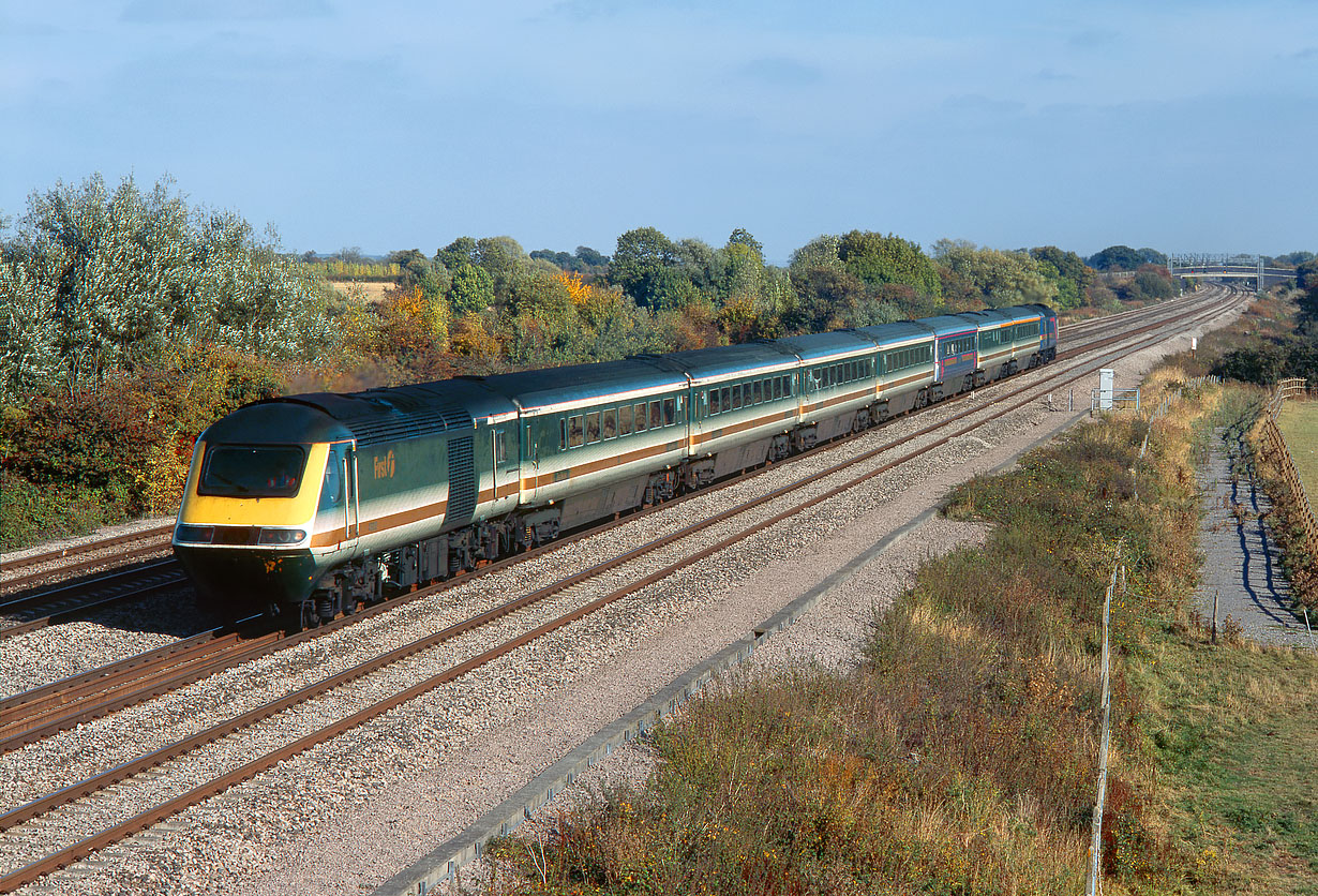 43010 Denchworth (Circourt Bridge) 9 October 2003