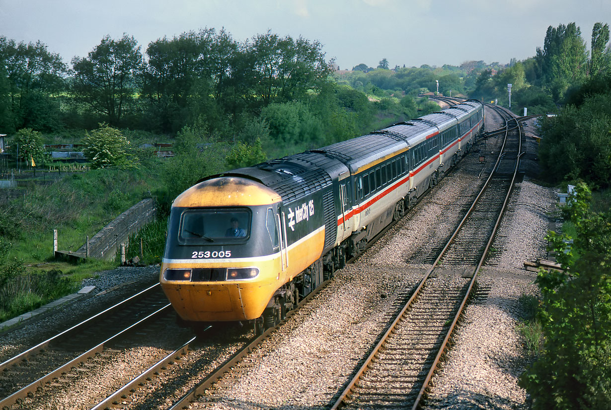 43011 Oxford North Junction 13 May 1987