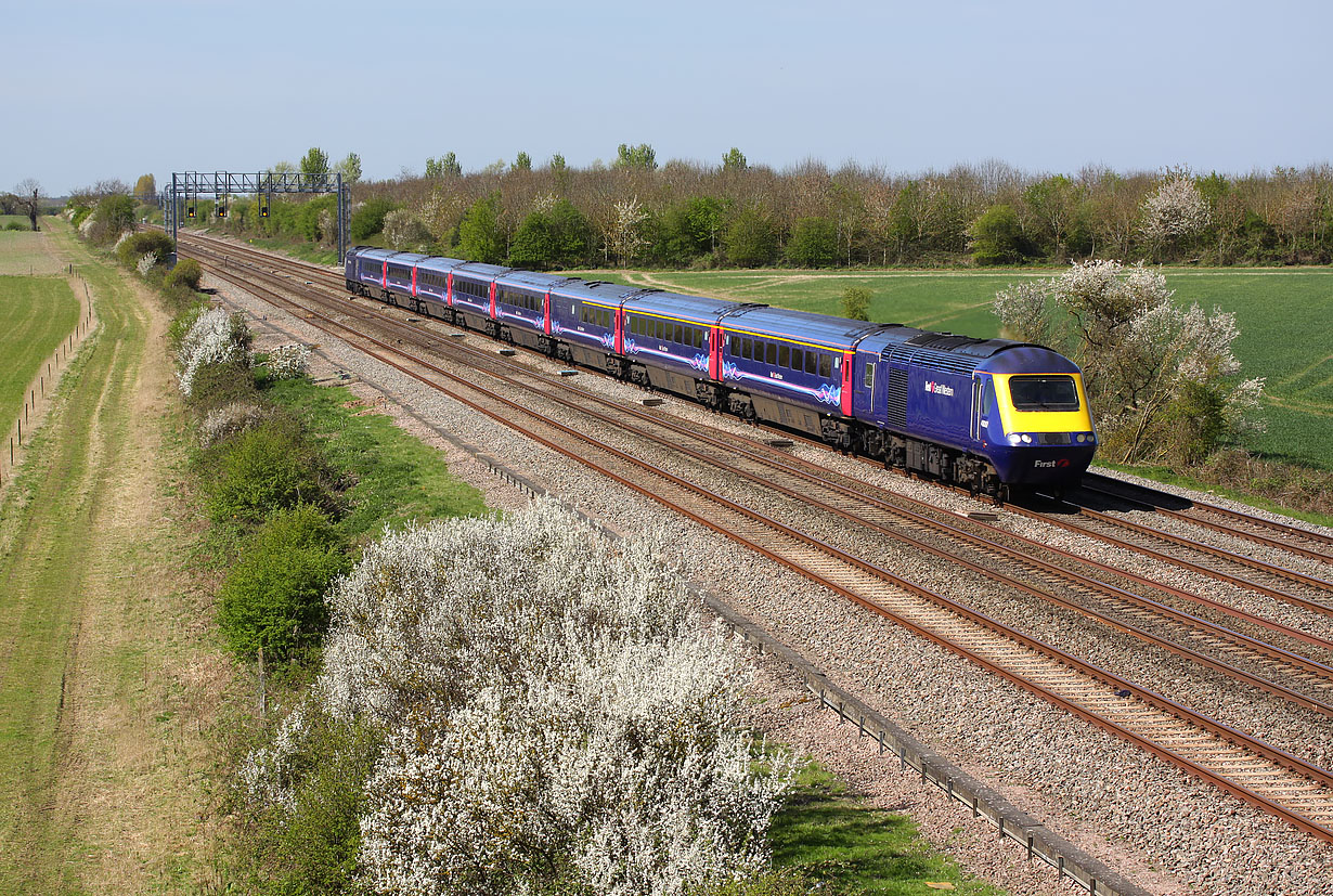 43017 Denchworth (Circourt Bridge) 15 April 2014