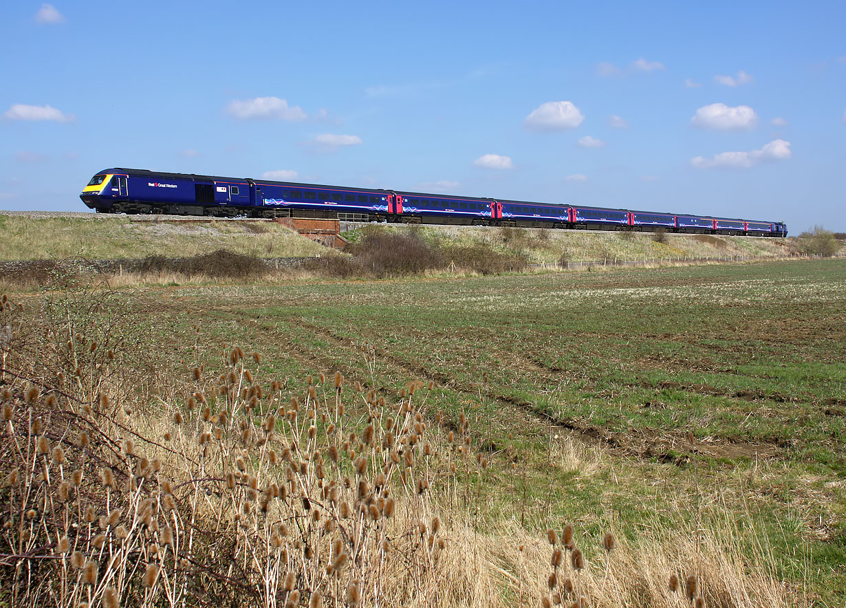 43020 Knighton 20 April 2013