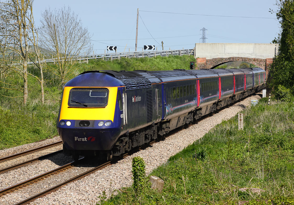 43022 Patney & Chirton 11 May 2009