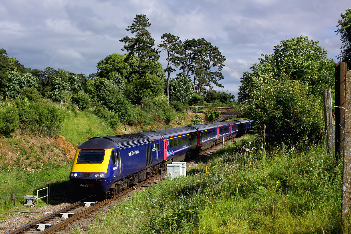 43023 Charlbury (Cornbury Park) 20 June 2018