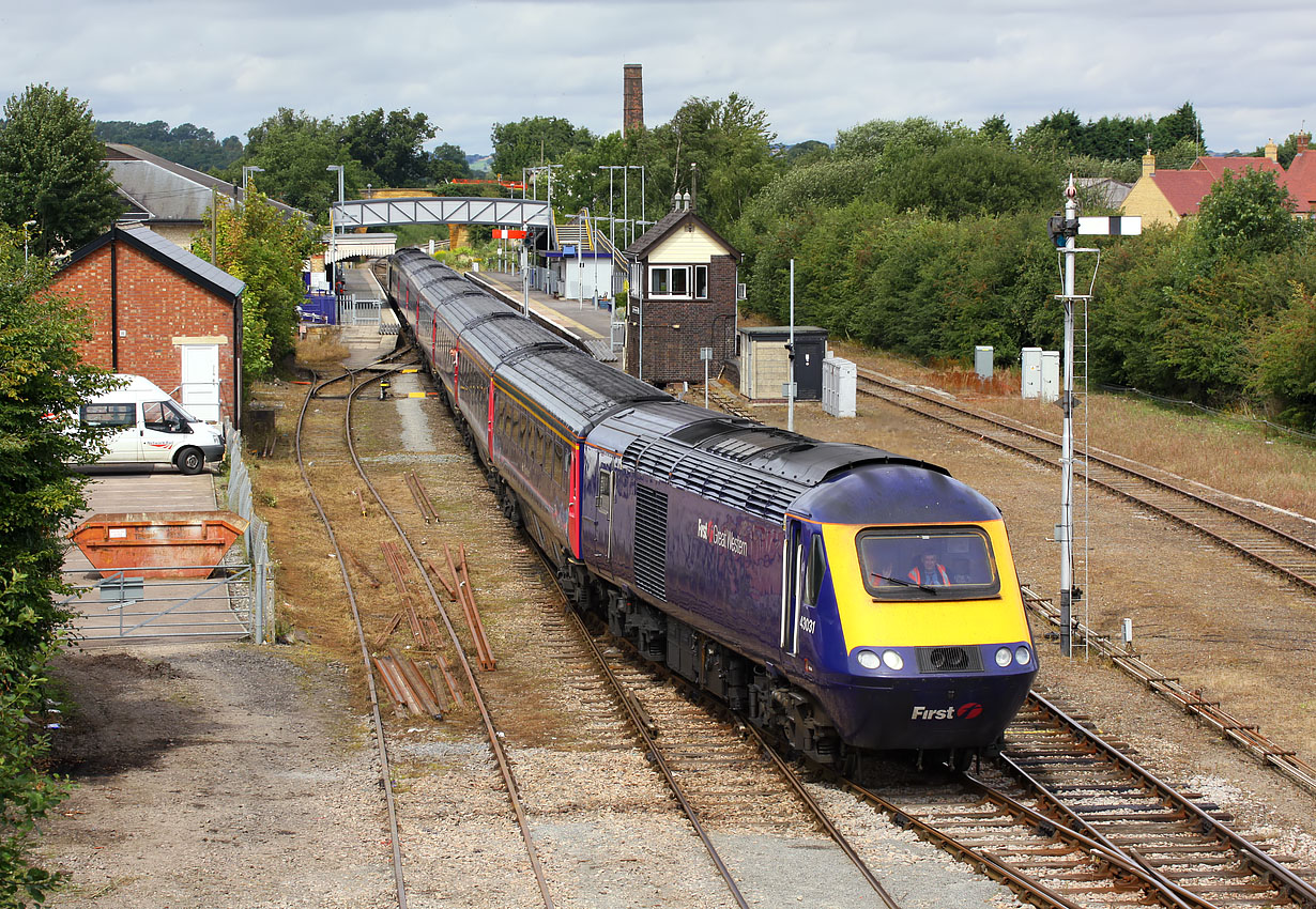 43031 Moreton-in-Marsh 15 August 2009