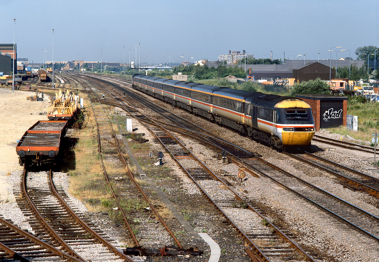 43034 Highworth Junction 24 June 1994