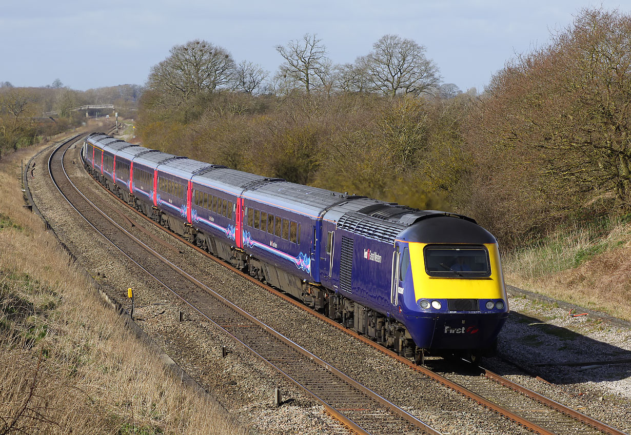 43036 Compton Beauchamp 30 March 2015