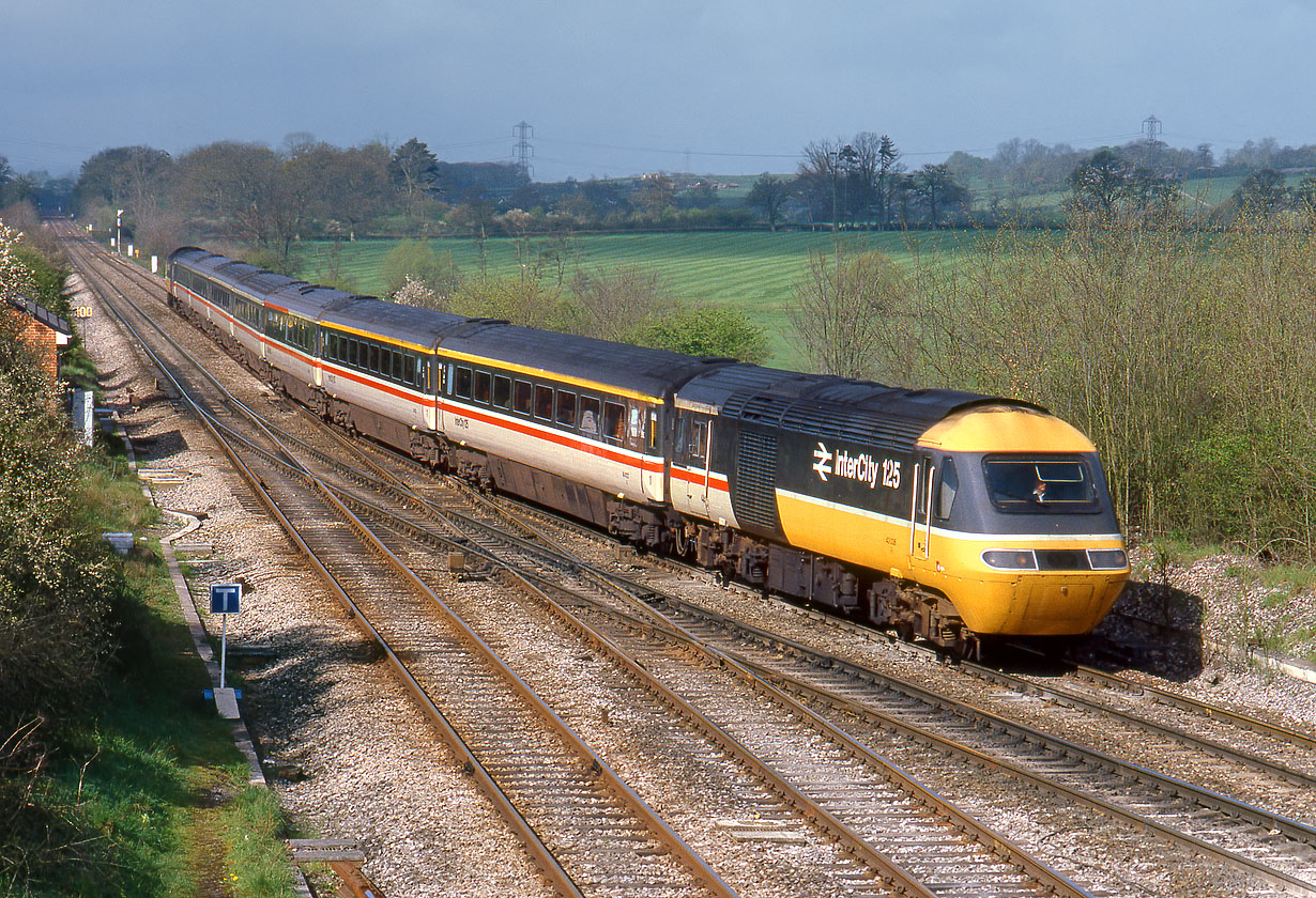 43036 Fairwood Junction 20 April 1988