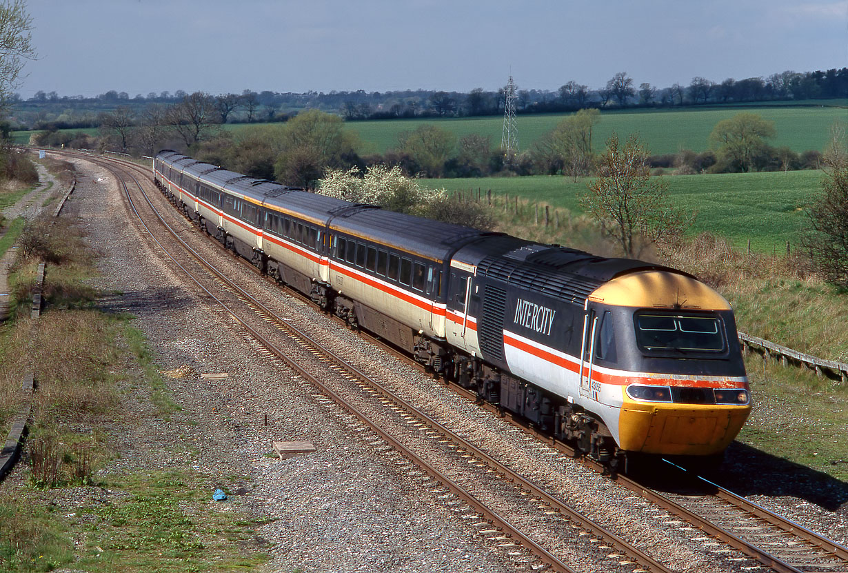 43056 Kibworth Harcourt (Wistow Road) 25 April 1996