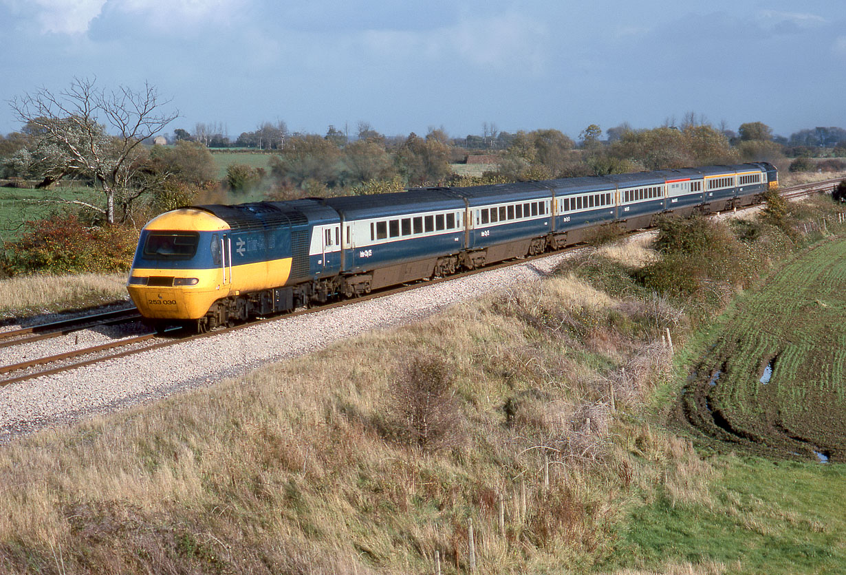 43129 Denchworth (Circourt Bridge) 27 October 1982