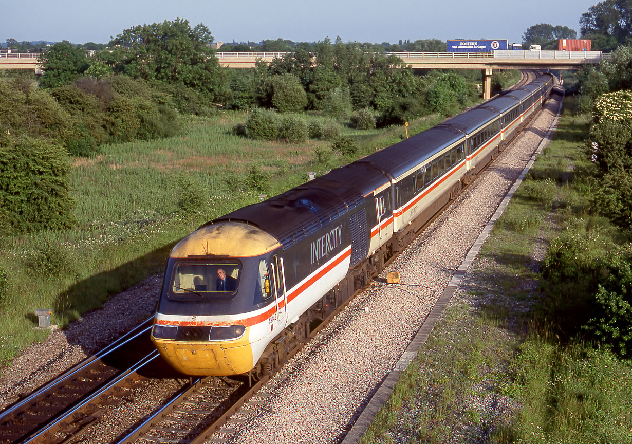 43142 Wolvercote Junction 11 June 1992