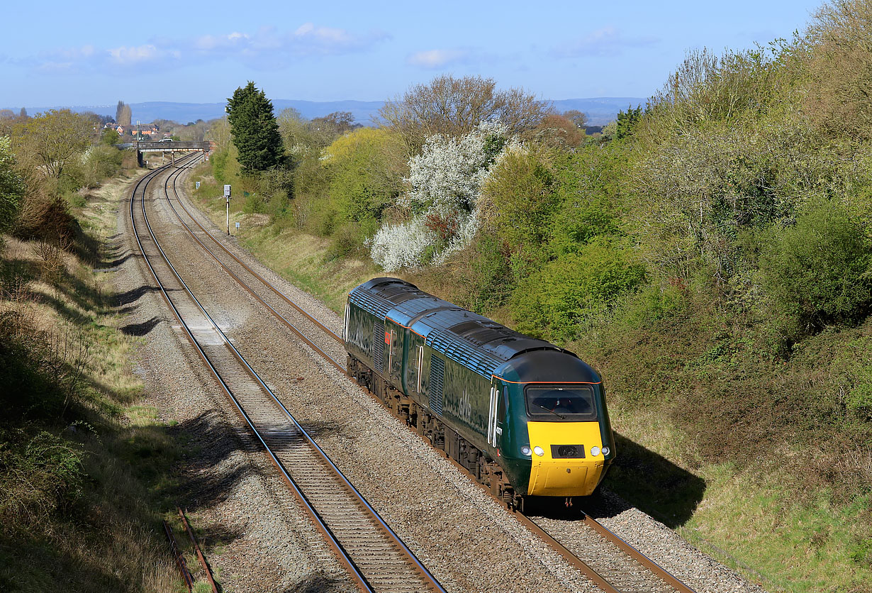 43171 & 43153 Up Hatherley 15 April 2021