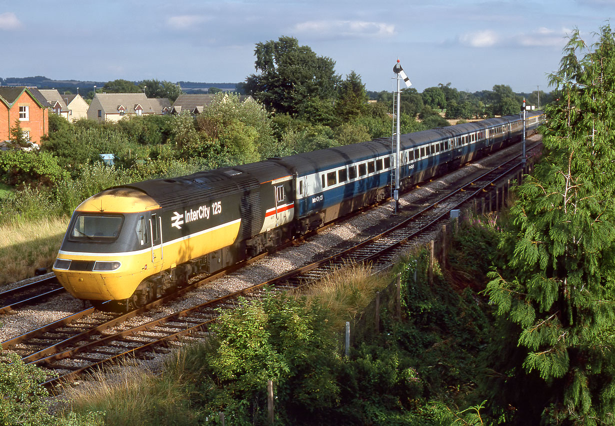43177 Moreton-in-Marsh 3 August 1988