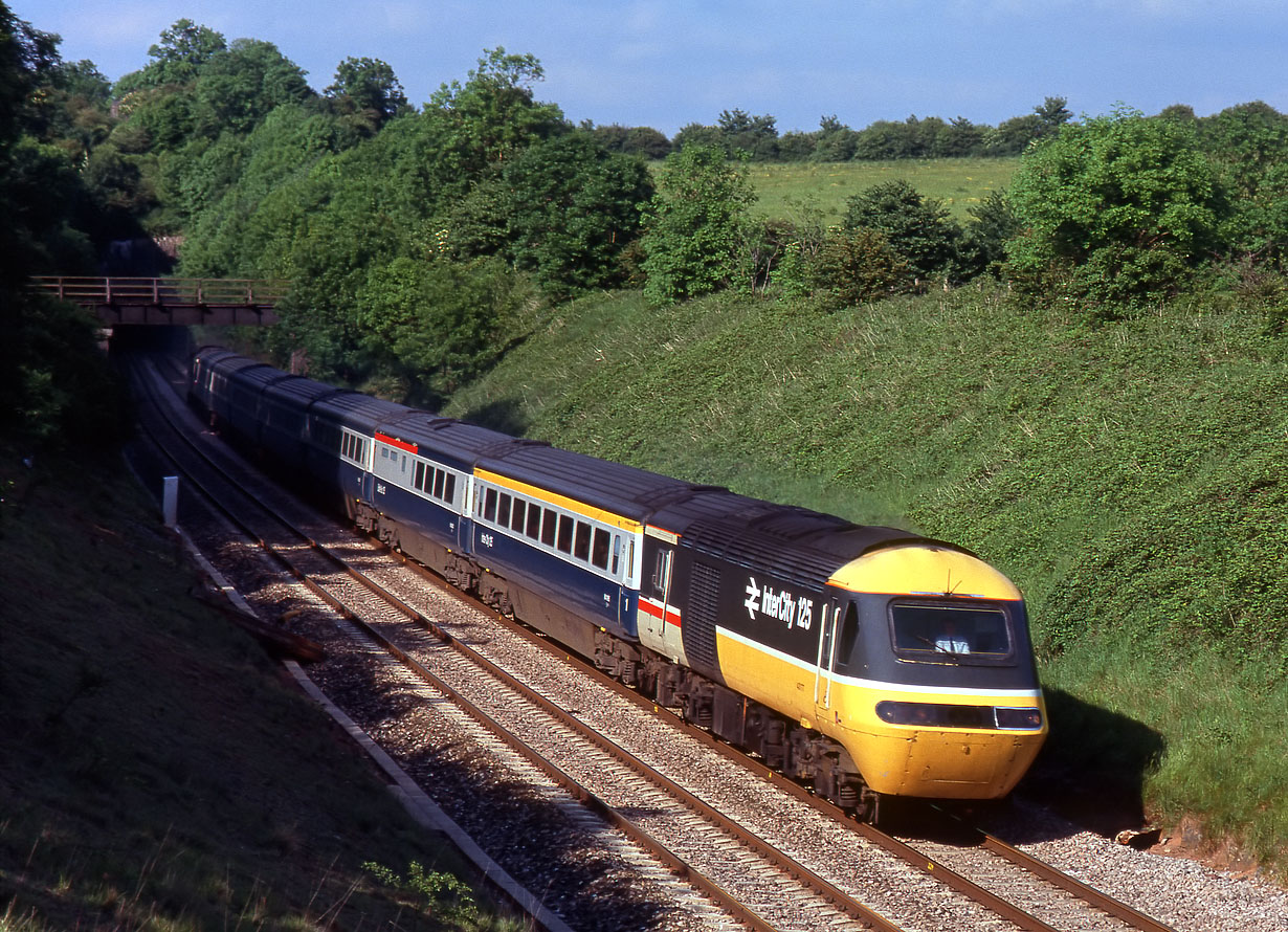 43177 Wickwar Tunnel 30 May 1989