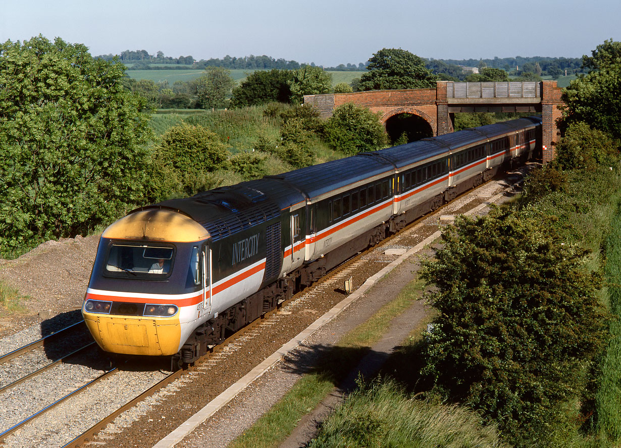 43178 Overthorpe 14 June 1994