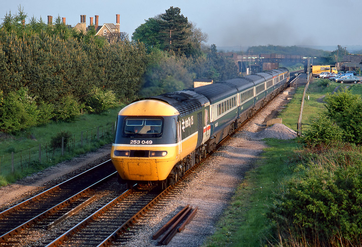 43180 Kingham 20 May 1987