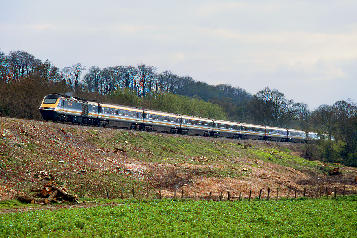43183 Crookwood 13 April 2002