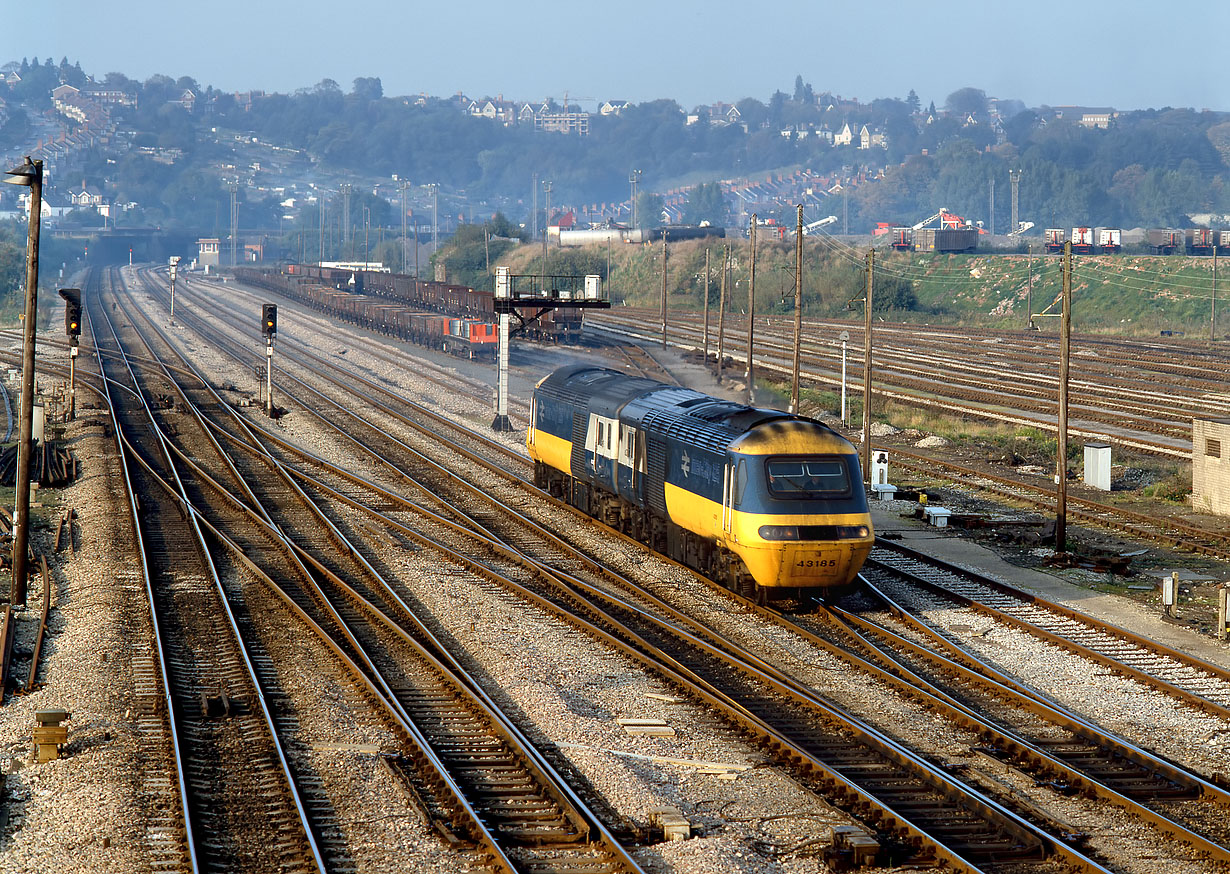 43185 & 43006 Ebbw Junction 21 October 1985