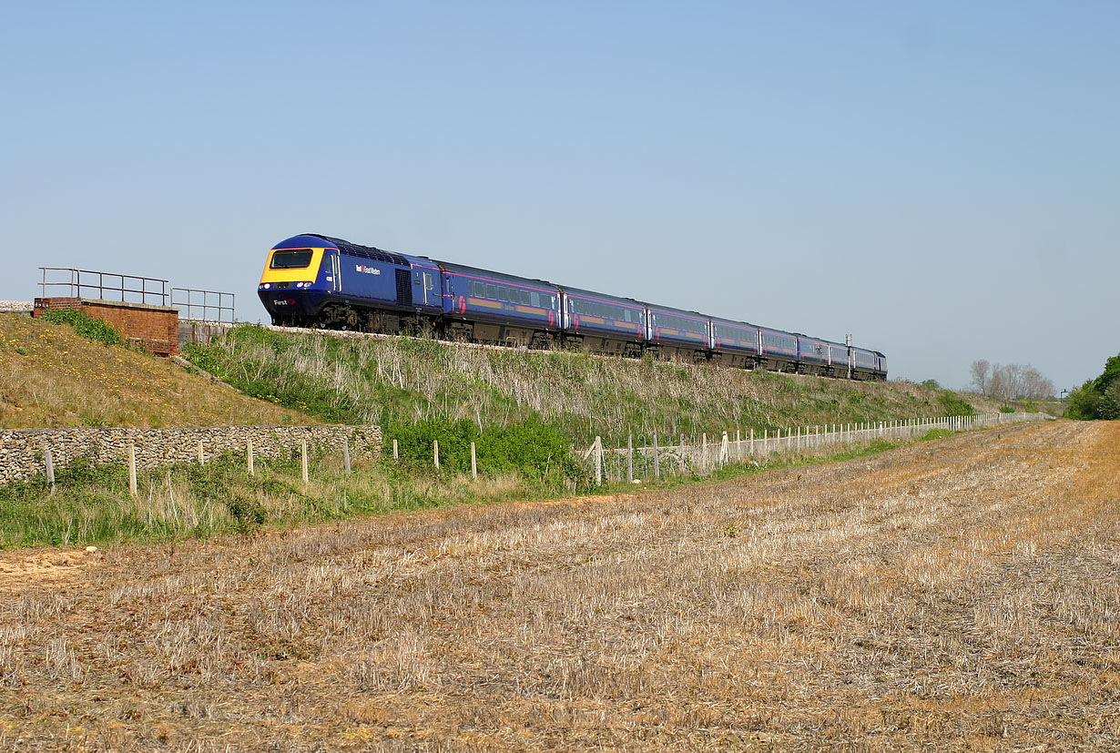 43185 Knighton 1 May 2007