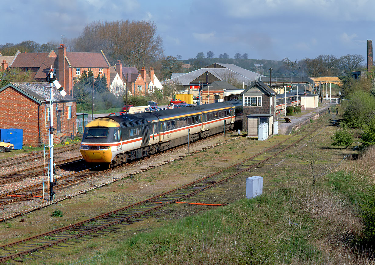 43186 Moreton-in-Marsh 4 May 1996