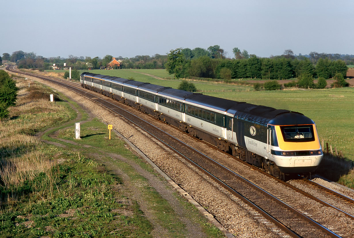 43190 Shrivenham (Ashbury Crossing) 30 April 1997