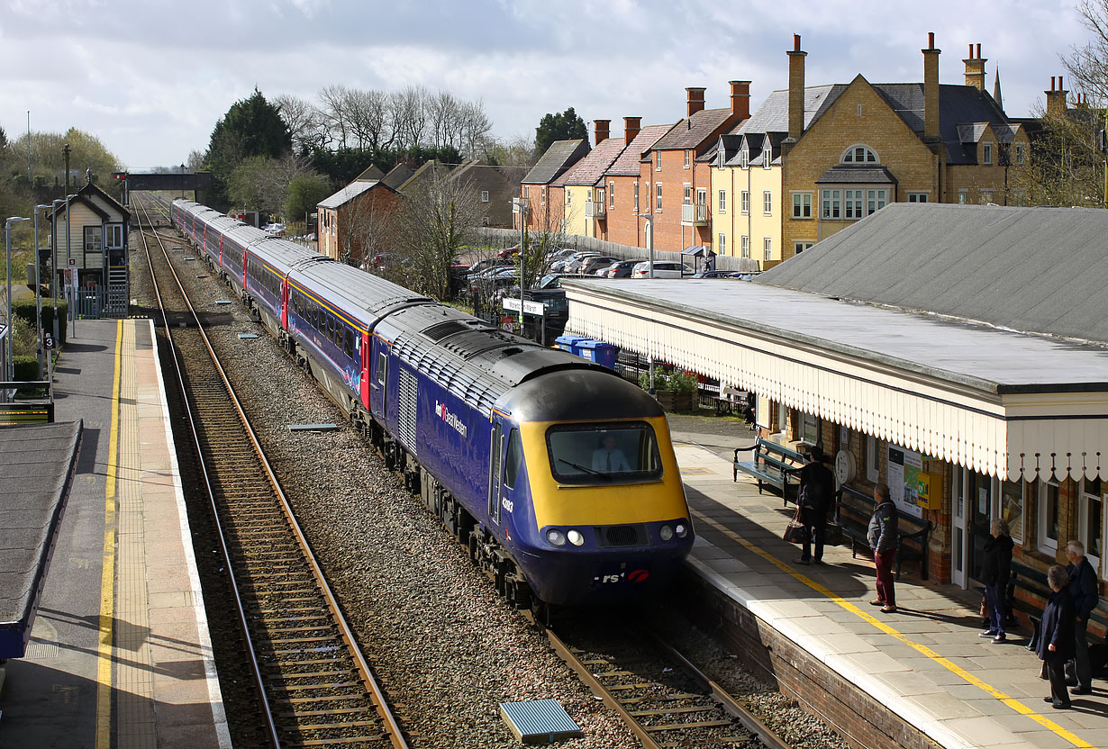 43193 Moreton-in-Marsh 16 April 2018