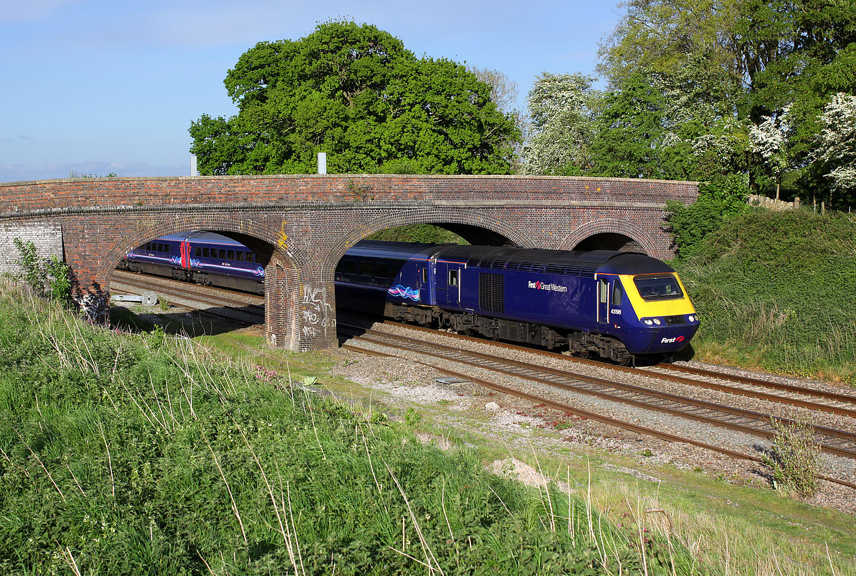 43196 Compton Beauchamp 13 May 2017