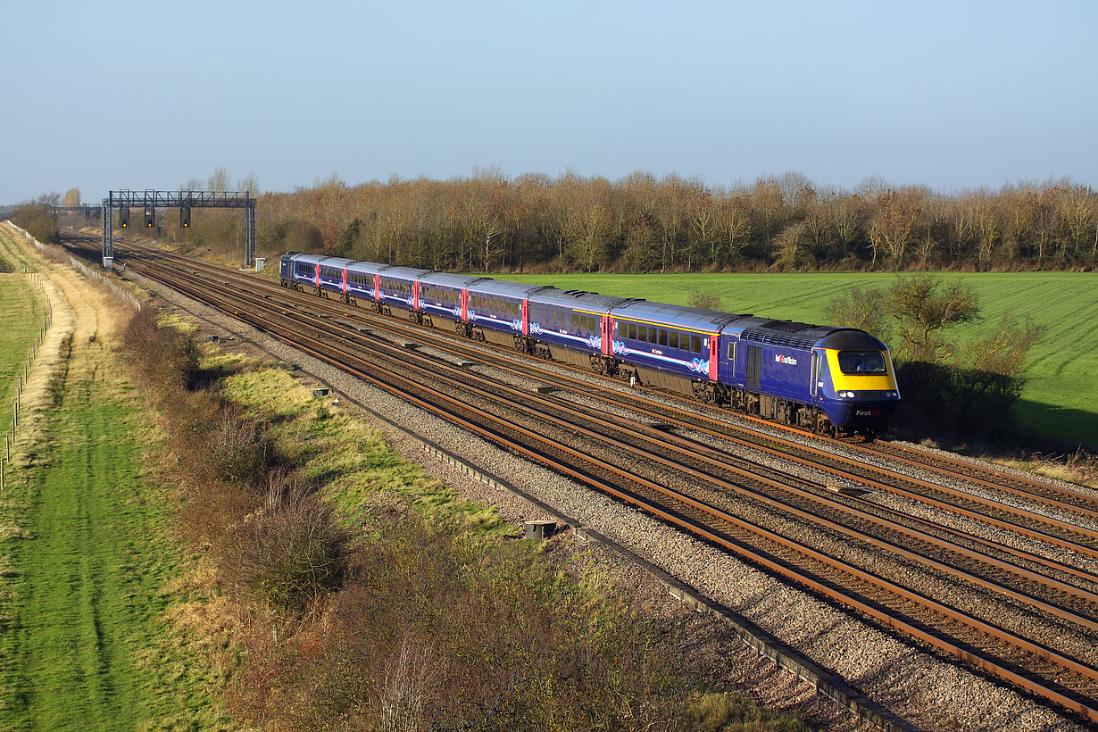 43197 Denchworth (Circourt Bridge) 23 December 2015