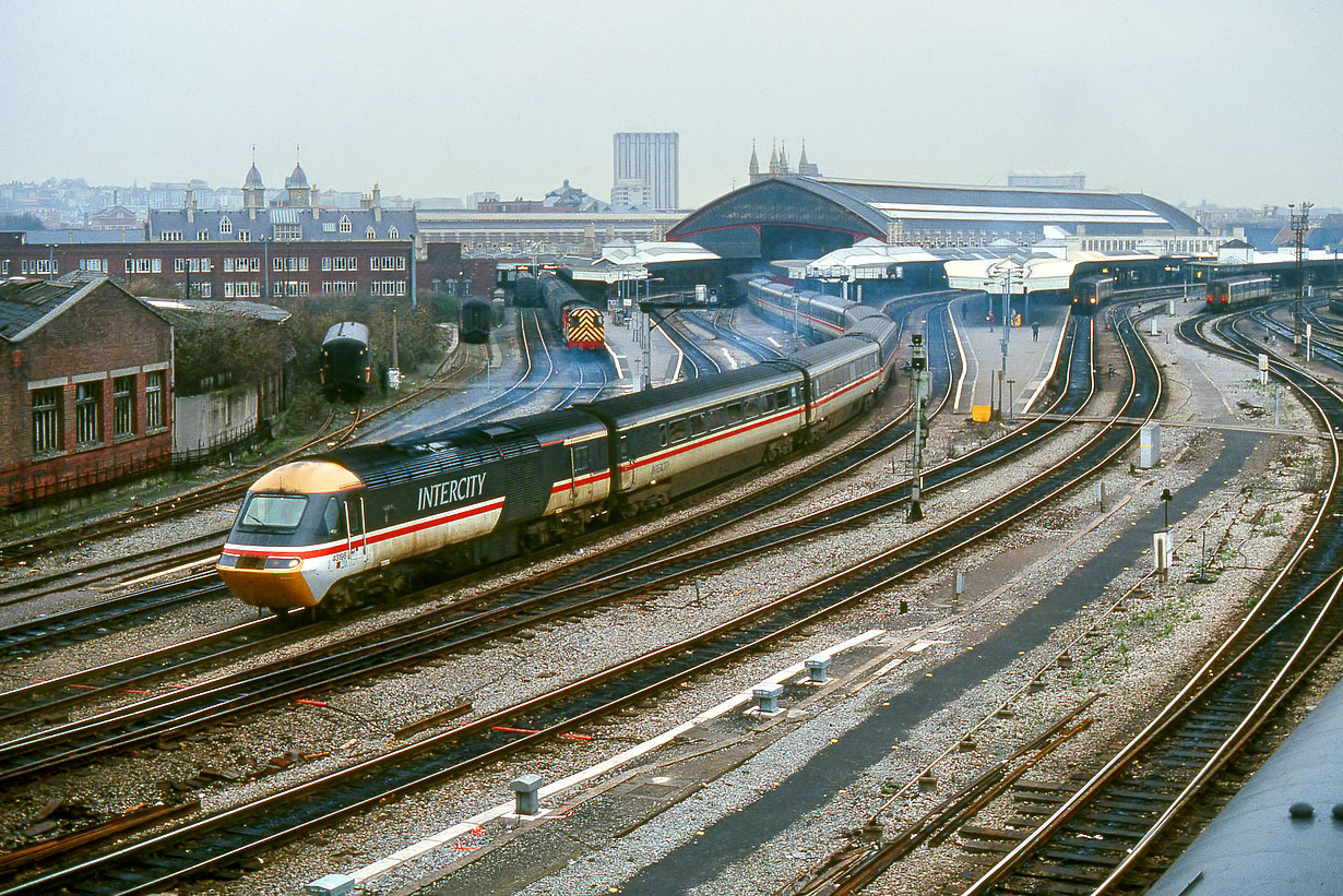 43198 Bristol Temple Meads 28 December 1991