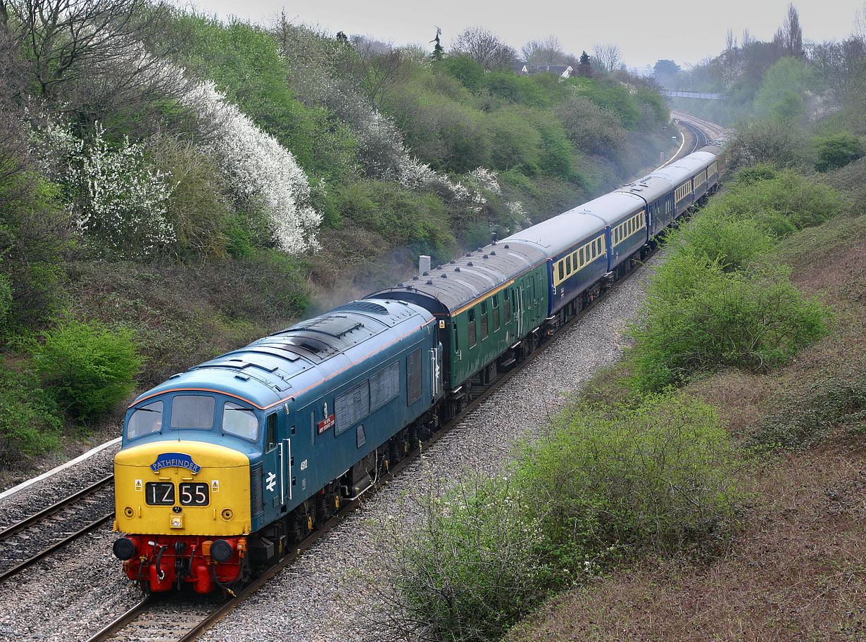 45112 Up Hatherley 22 April 2006