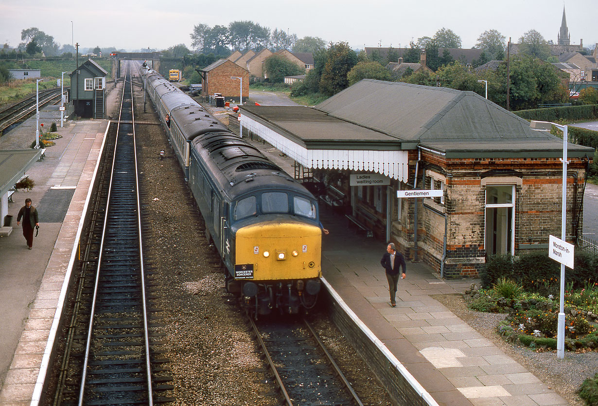 45144 Moreton-in-Marsh 18 October 1986