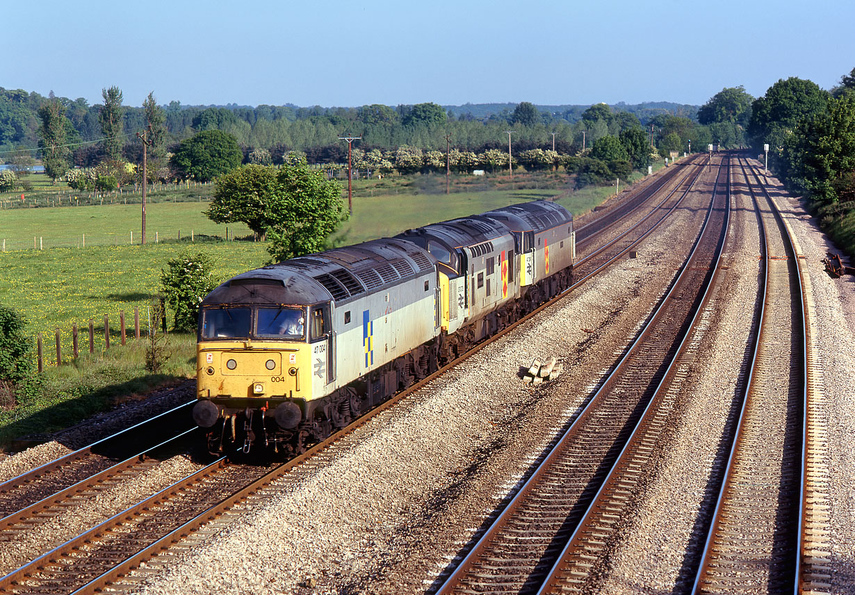 47004, 37073 & 47280 Lower Basildon 17 May 1992