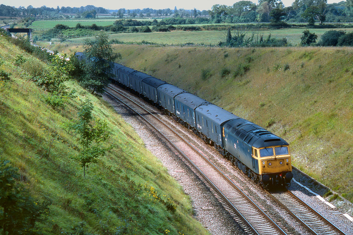 47091 Hullavington 28 August 1982