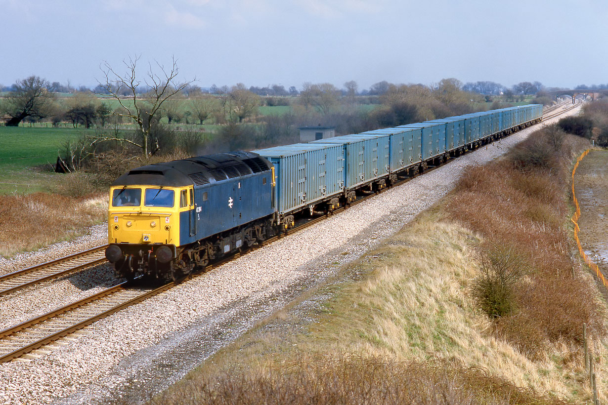 47284 Denchworth (Circourt Bridge) 25 April 1986