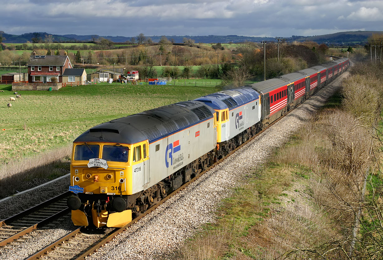 47316 & 47828 Cam & Dursley 12 February 2005