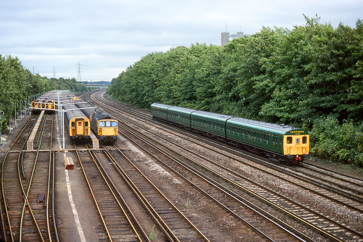 4732 Basingstoke 25 September 1988